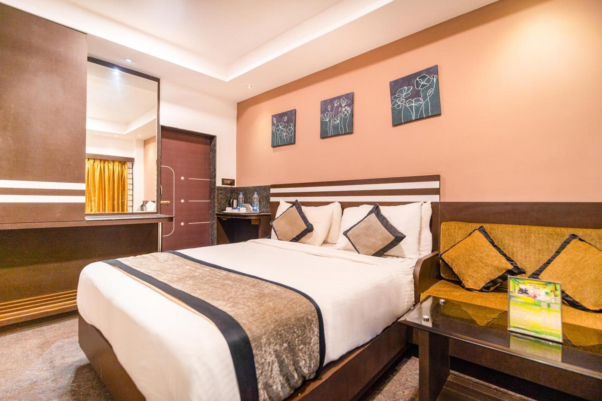 Parampara Resort & Spa, Coorg Kushalnagar Exterior photo